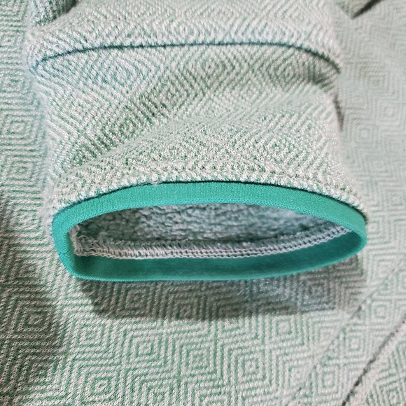 The North Face Crescent Shawl Teal Diamond Print Size Women's XS EUC - Picture 9 of 14